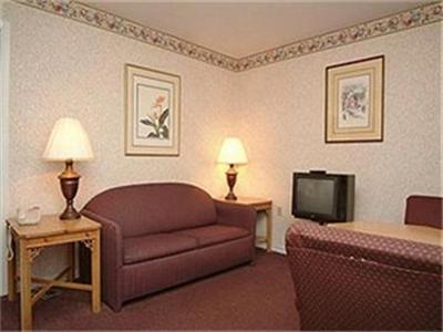 Country Hearth Inn & Suites Williamsburg Room photo